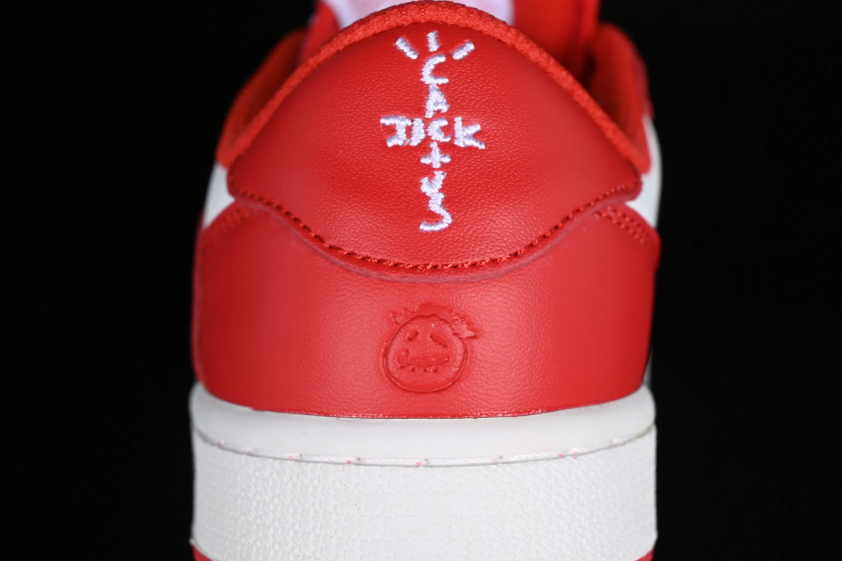 All categories Air Jordan Jordan series basketball shoes Air Jordan 1 Low Travis Scott x Air Jordan 1 Low OG AJ1 Joe 1 undercut low DM7890-103